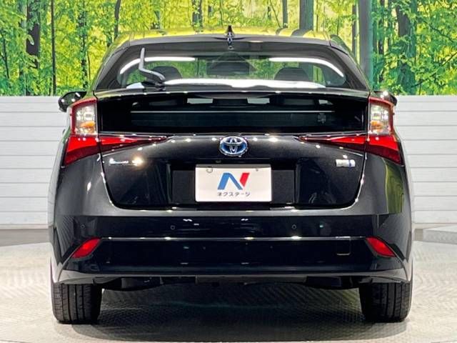 Toyota PRIUS 2021-11 181220-15