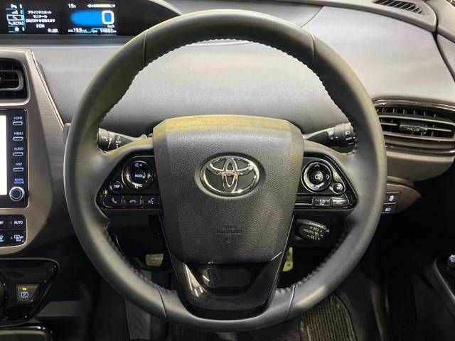 Toyota PRIUS 2021-11 181220-11