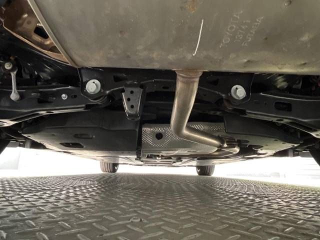 Toyota PRIUS 2021-11 181220-19