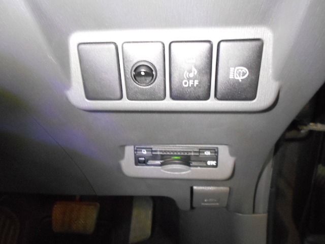 Toyota PRIUS ALPHA 2012-12 188466-19