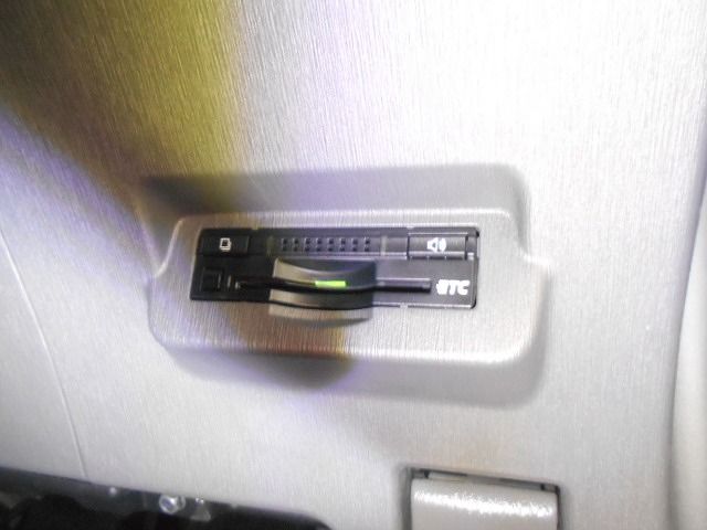 Toyota PRIUS ALPHA 2012-12 188466-5