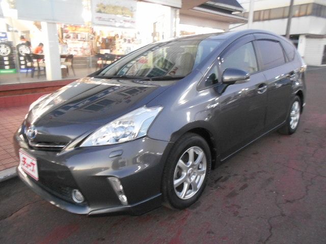 Toyota PRIUS ALPHA 2012-12 188466-0