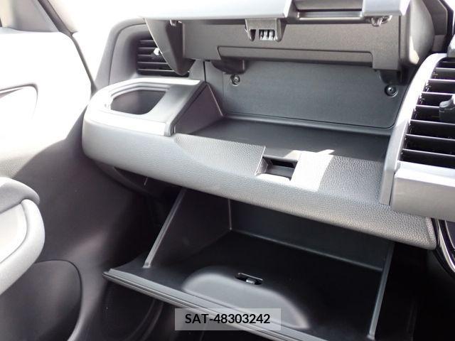 Honda FIT 2020-05 209656-15