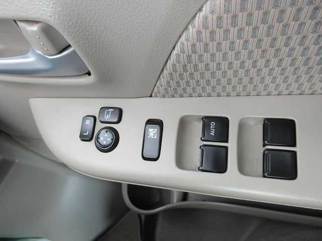 Suzuki EVERY WAGON 2015-02 12532-9