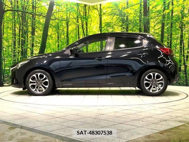 Mazda DEMIO 2015-04 376761-17