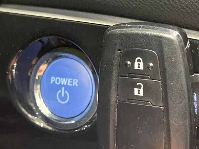 Toyota PRIUS 2021-03 189632-7