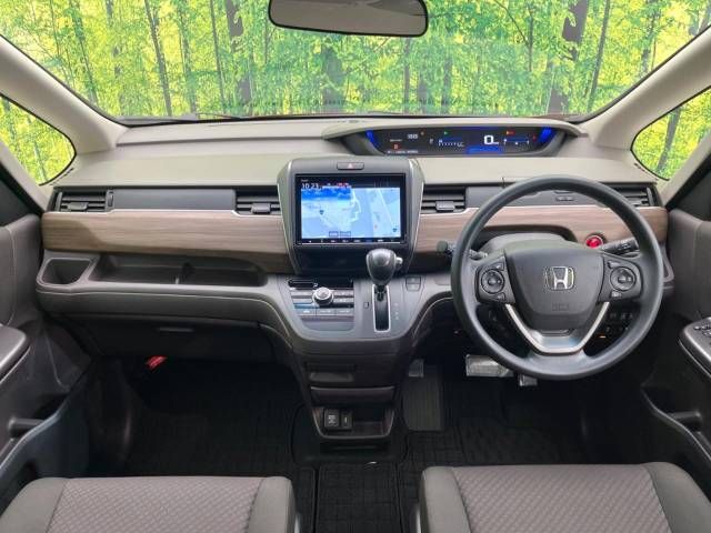 Honda FREED 2021-12 21885-1