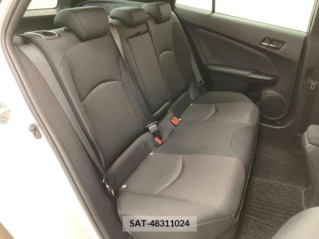 Toyota PRIUS 2021-10 374012-14