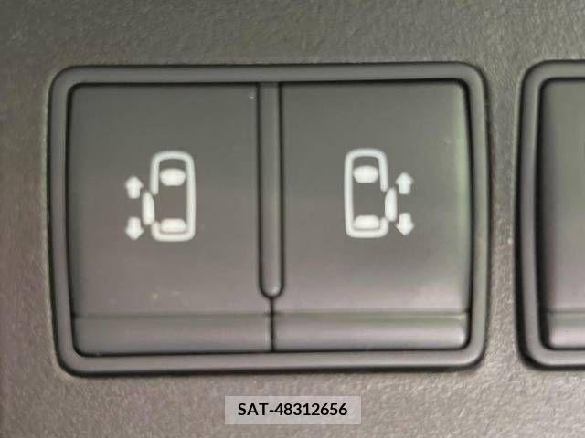 Nissan SERENA 2011-09 367701-3