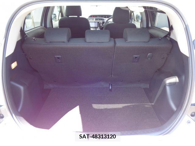 Toyota AQUA 2017-03 292449-15