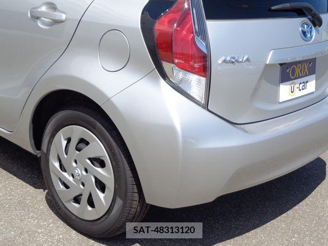 Toyota AQUA 2017-03 292449-29
