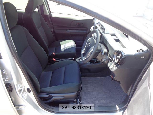 Toyota AQUA 2017-03 292449-3