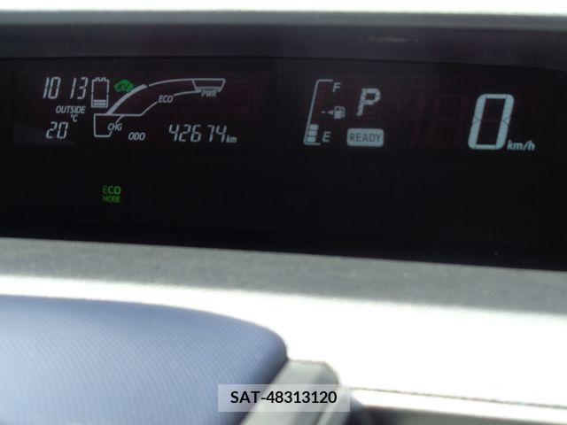 Toyota AQUA 2017-03 292449-5