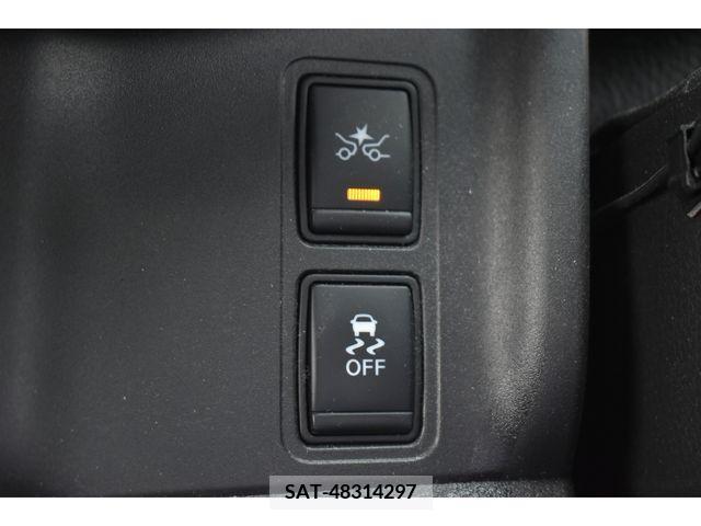 Nissan SERENA 2018-08 324976-13