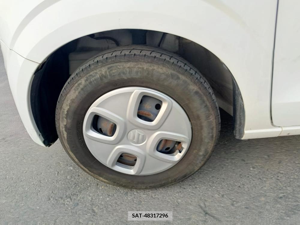 Suzuki ALTO 2017-04 258492-9