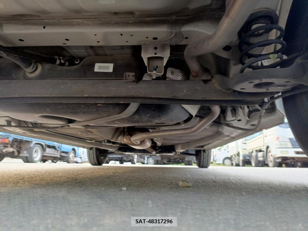 Suzuki ALTO 2017-04 258492-12