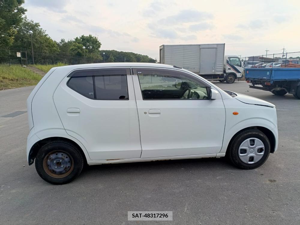 Suzuki ALTO 2017-04 258492-5