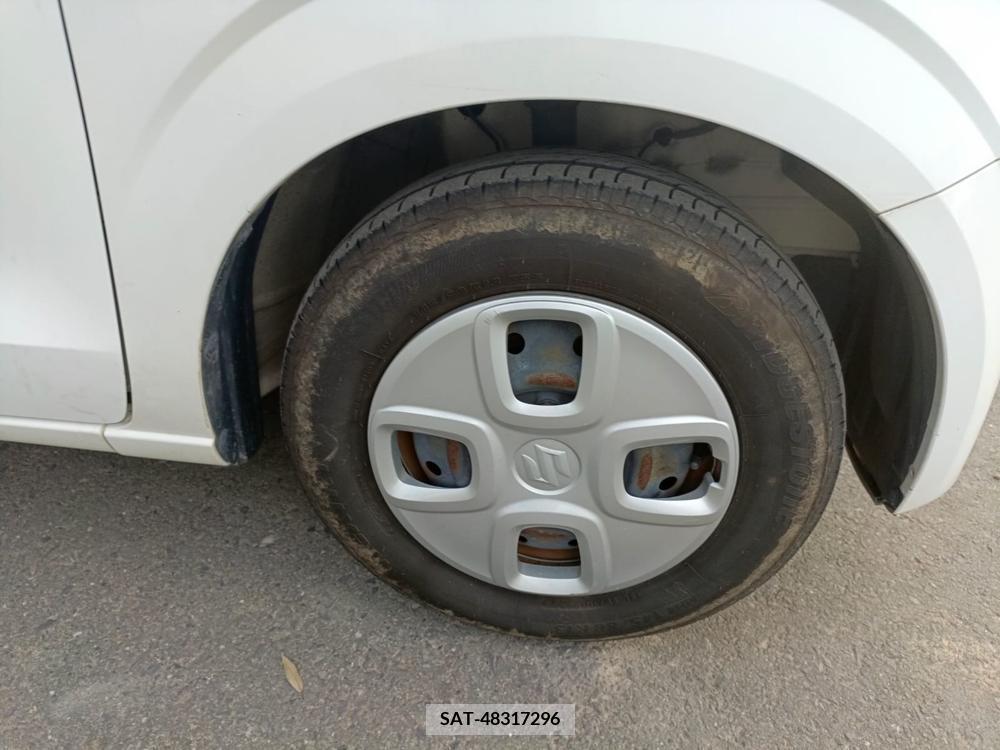 Suzuki ALTO 2017-04 258492-8