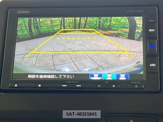 Honda N BOX 2019-02 217255-4