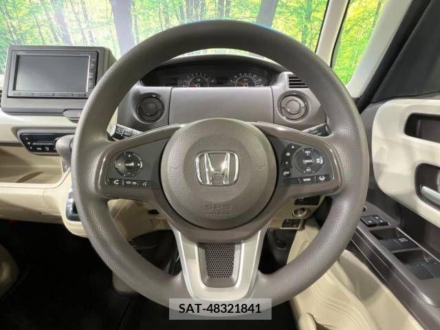 Honda N BOX 2019-02 217255-11