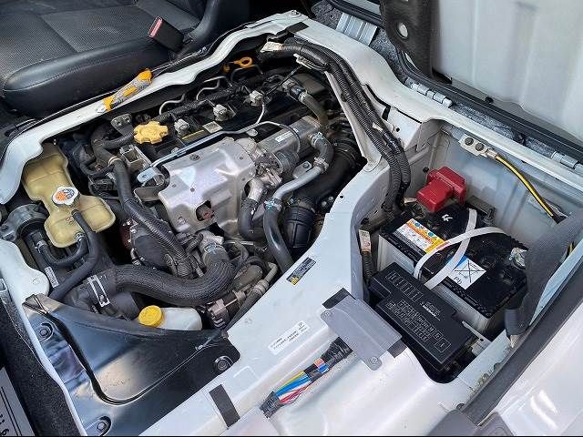 Nissan NV350 Caravan 2018-11 22681-12