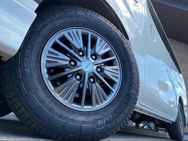 Nissan NV350 Caravan 2018-11 22681-11