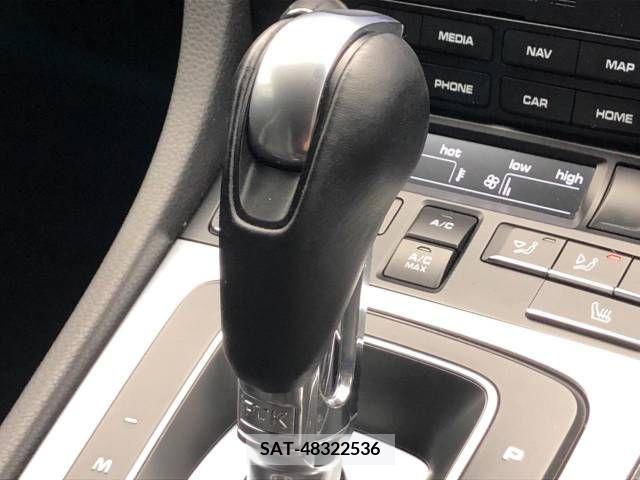 Porsche 718 Boxster 2018-01 320011-11