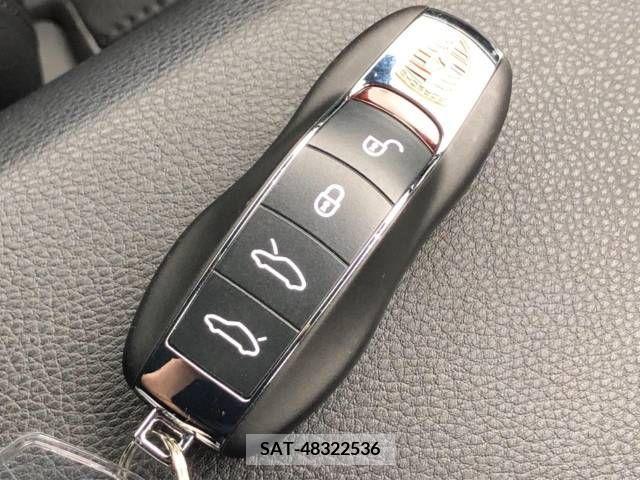 Porsche 718 Boxster 2018-01 320011-7