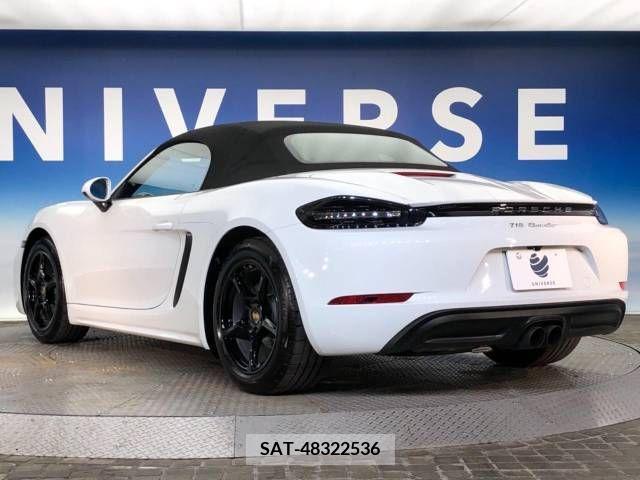 Porsche 718 Boxster 2018-01 320011-19