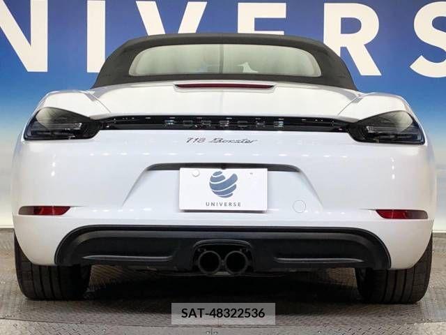 Porsche 718 Boxster 2018-01 320011-17