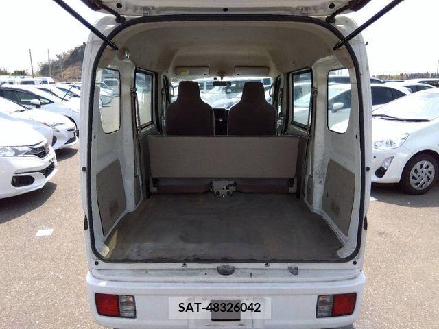 Suzuki EVERY 2018-03 214665-2