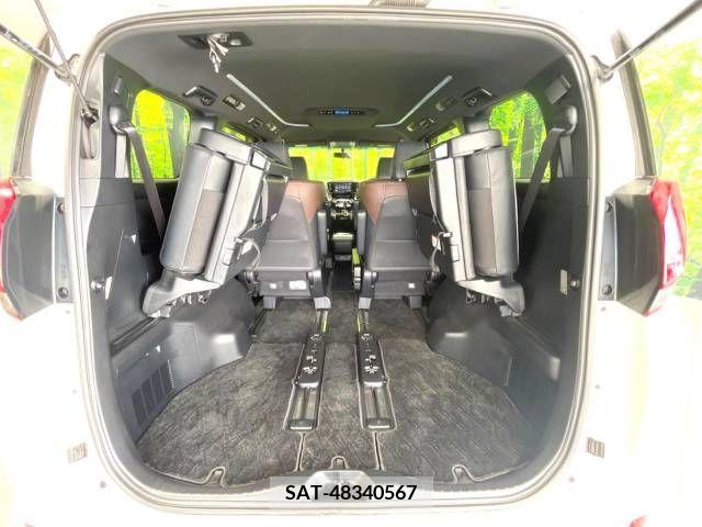 Toyota ALPHARD 2018-02 299412-11