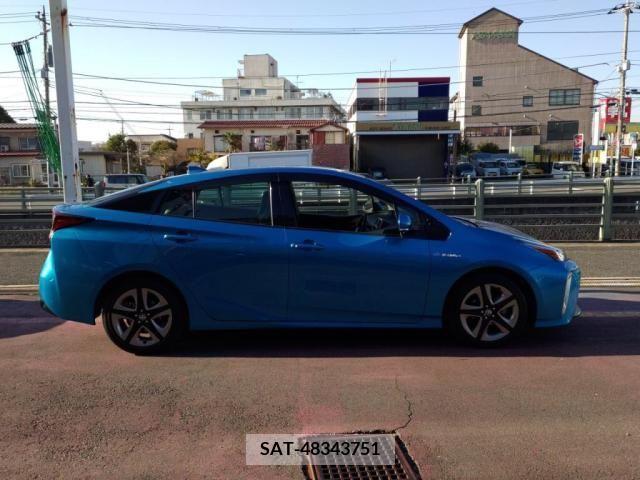Toyota PRIUS 2020-02 252219-10