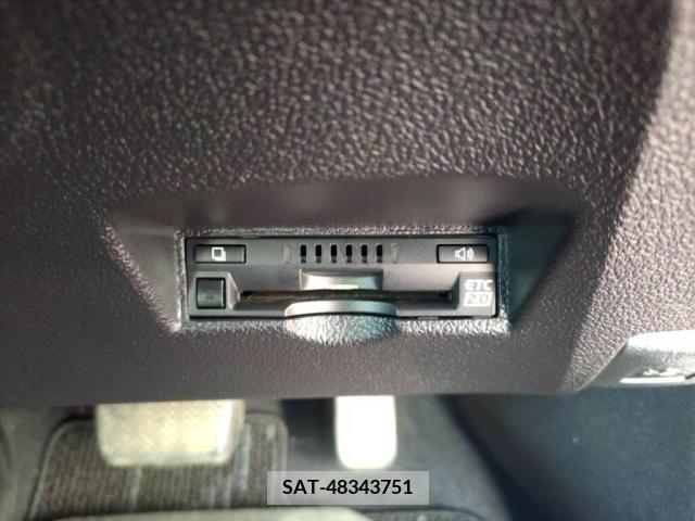 Toyota PRIUS 2020-02 252219-13