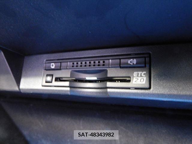 Lexus NX 2017-01 388369-26