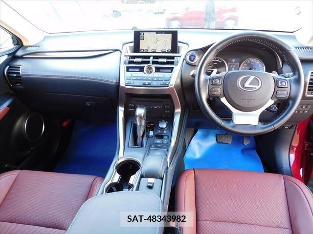 Lexus NX 2017-01 388369-8