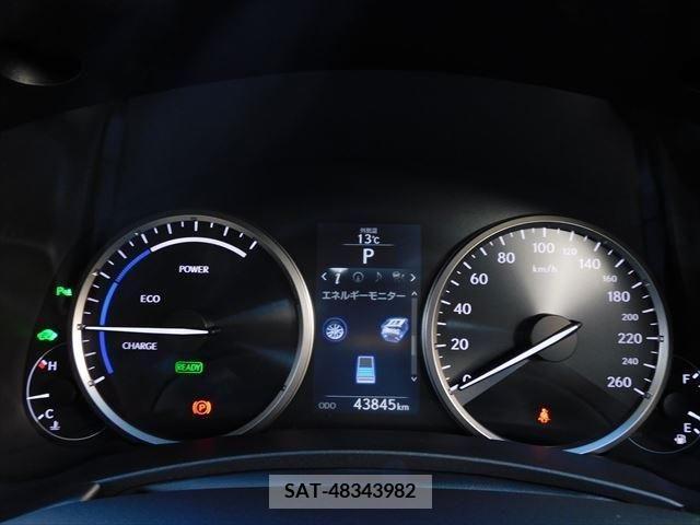 Lexus NX 2017-01 388369-24