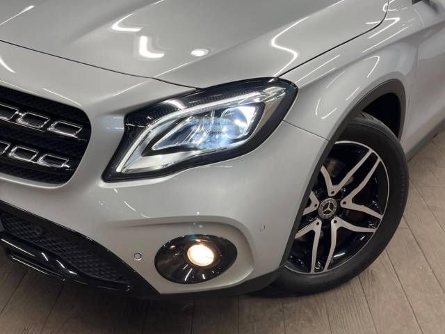 Mercedes Benz GLA-CLASS 2018-09 191910-13