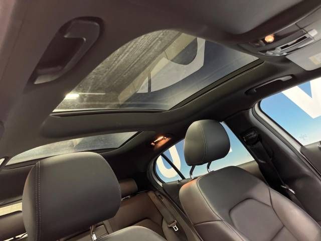 Mercedes Benz GLA-CLASS 2018-09 191910-3