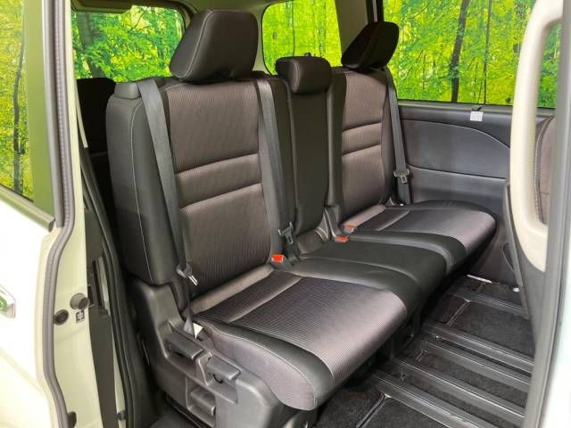 Nissan SERENA 2018-03 189913-9