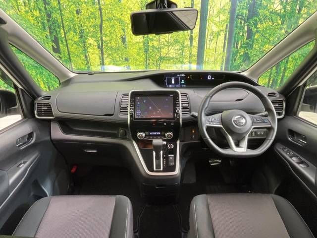 Nissan SERENA 2018-03 189913-1