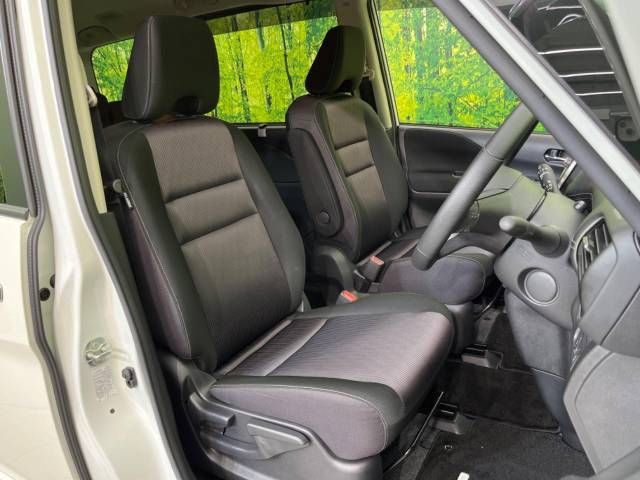 Nissan SERENA 2018-03 189913-8