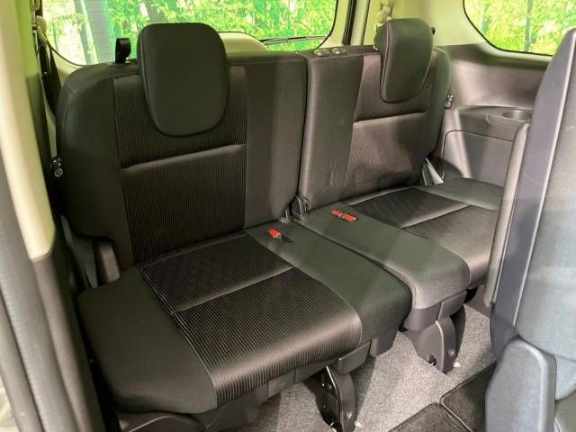 Nissan SERENA 2018-03 189913-10