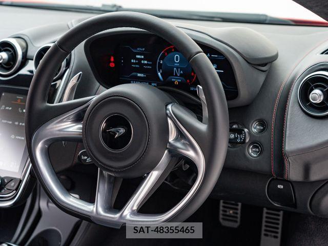 McLaren MCLAREN 2023-03 325111-17