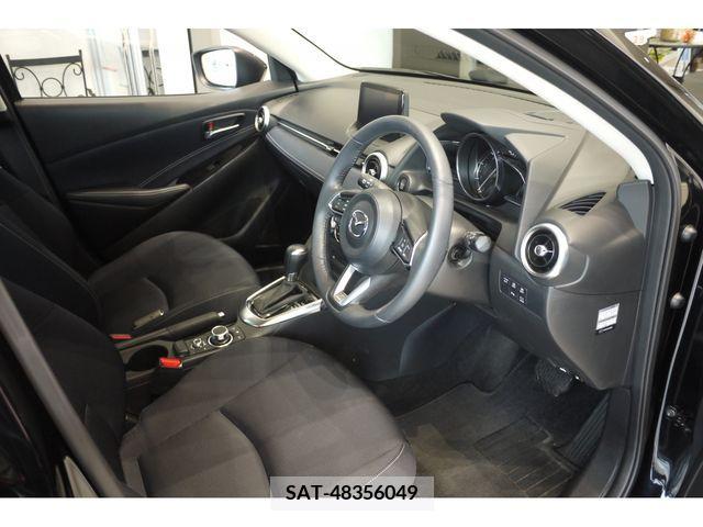 Mazda MAZDA2 2019-12 329548-5
