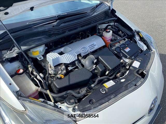 Toyota PRIUS 2015-10 328173-26