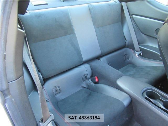 Subaru BRZ 2020-04 211341-11