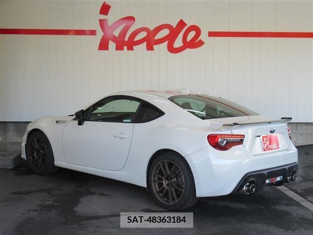 Subaru BRZ 2020-04 211341-1