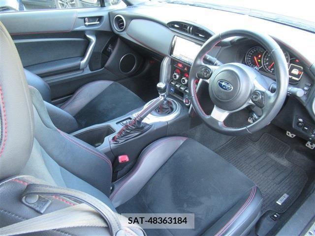 Subaru BRZ 2020-04 211341-4