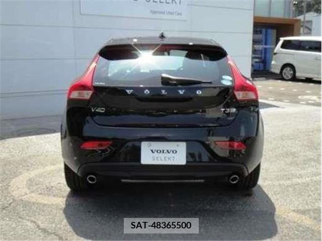 Volvo V40 2019-03 290577-5
